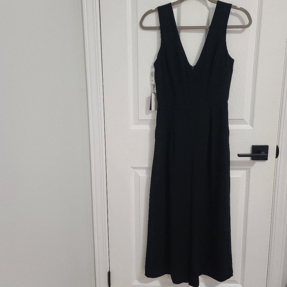 Babaton Marcus Jumpsuit - Picture 5 of 9